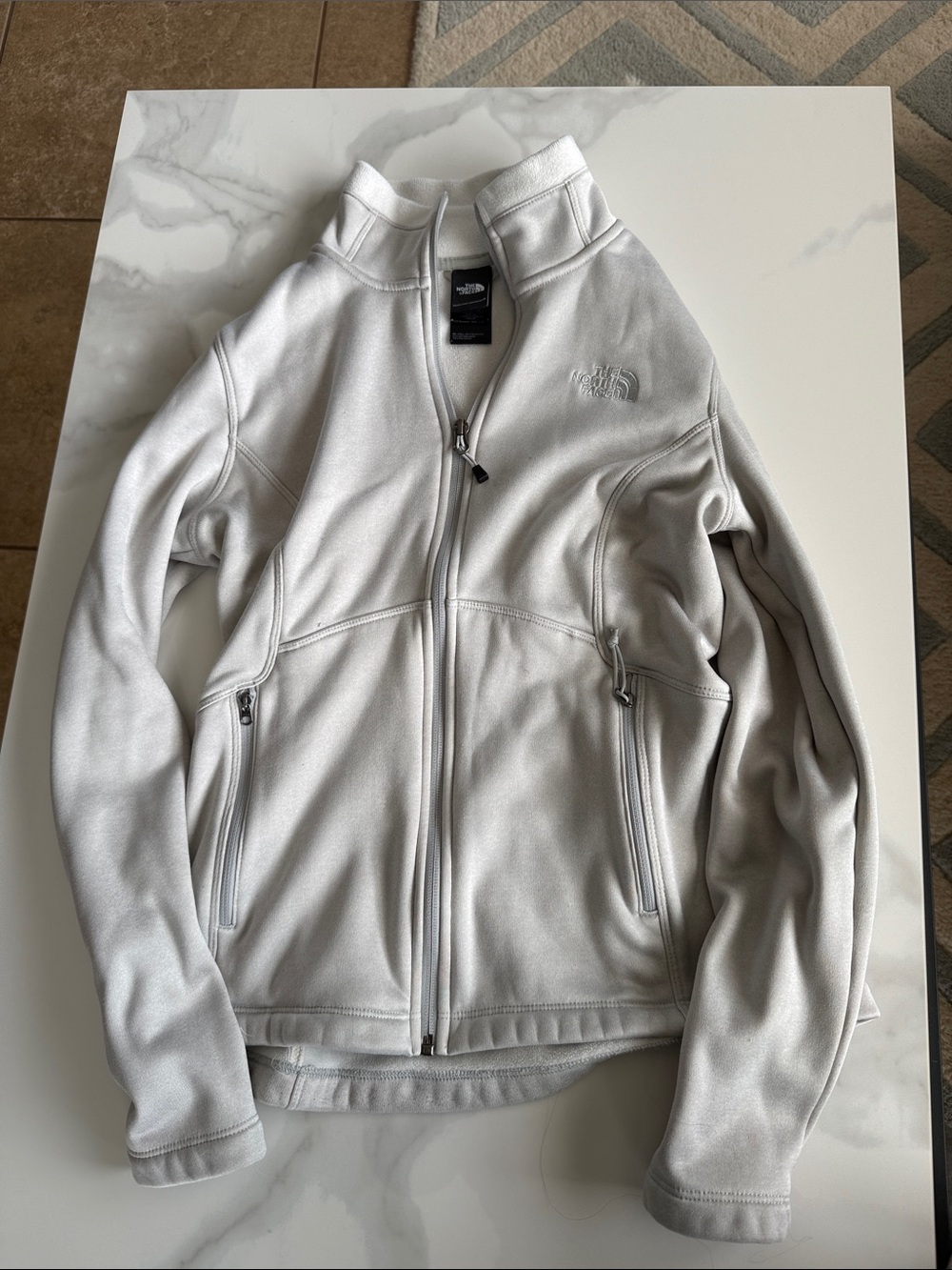 The North Face Light Gray Men's Full-Zip Fleece Jacket